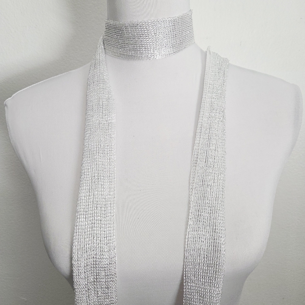 White wrap around scarf - Picture 4 of 6